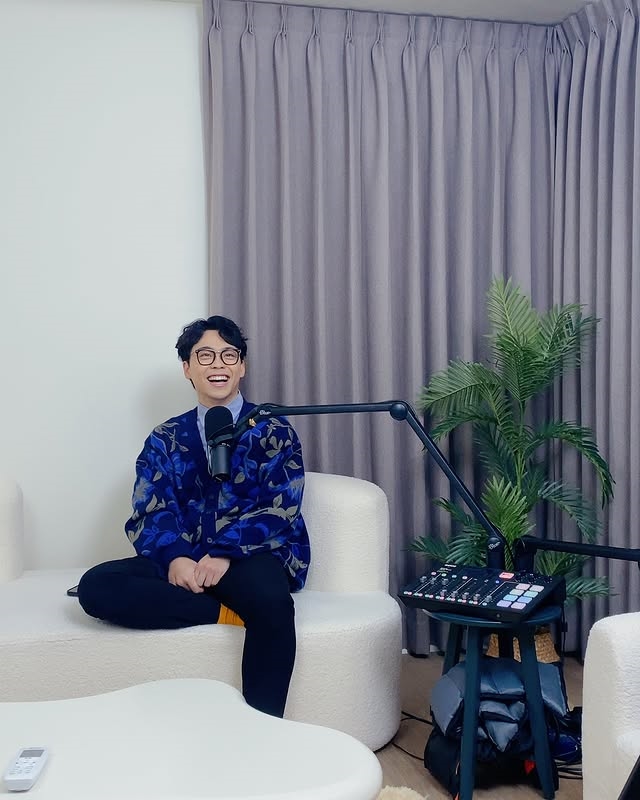 賀瓏自爆逼冷暴力天殘 曾「已讀女友4個月」認:單身會跟社會脫軌