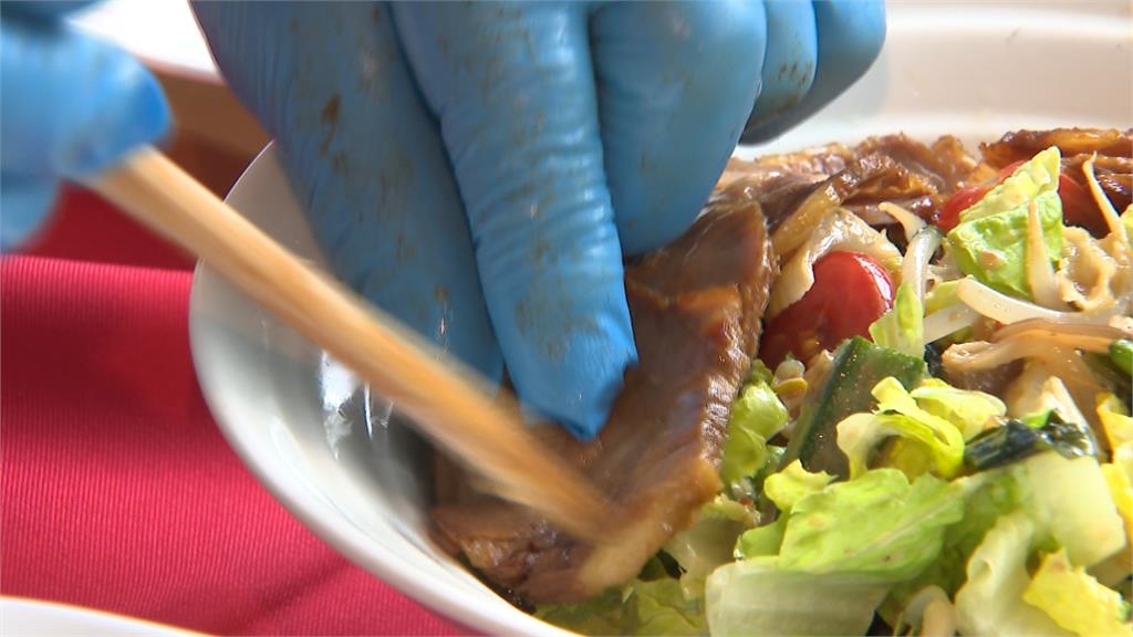 夏日料理教室開講! 五星主廚示範DIY食材 豬腳麵線、梅花燒豬清爽不油膩