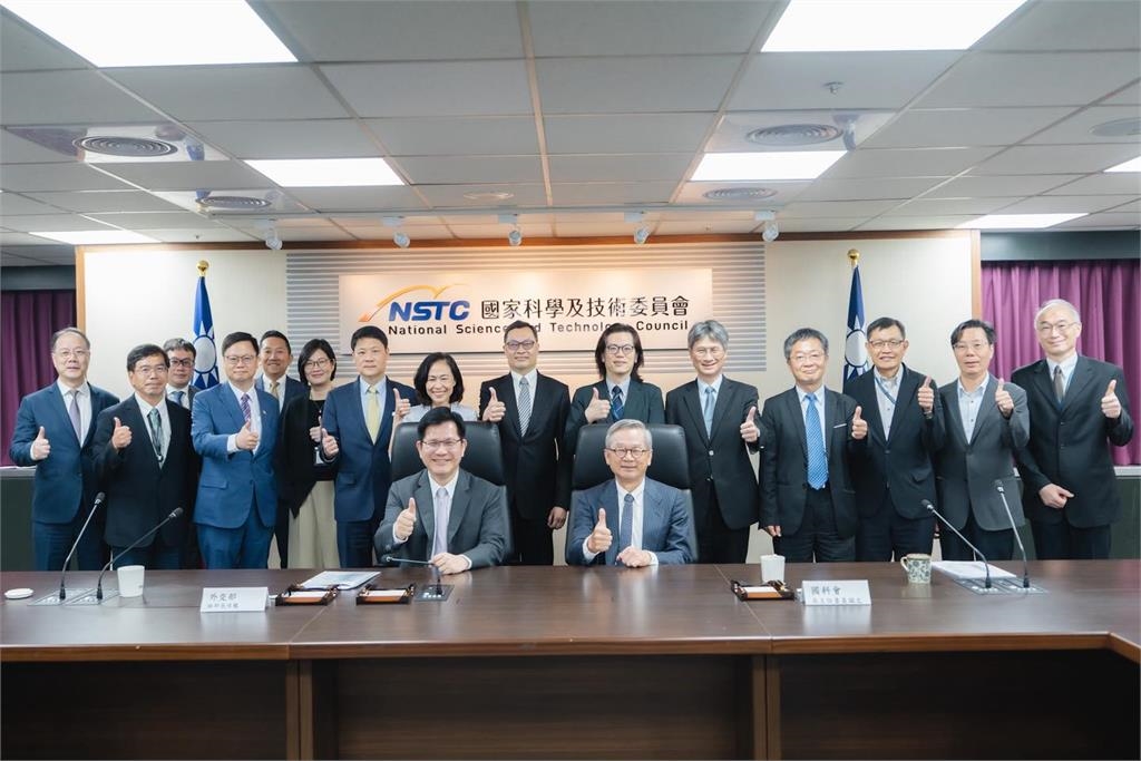 快新聞/打造巴拉圭為「南美洲的台灣」 林佳龍、吳誠文共同拍板這件事