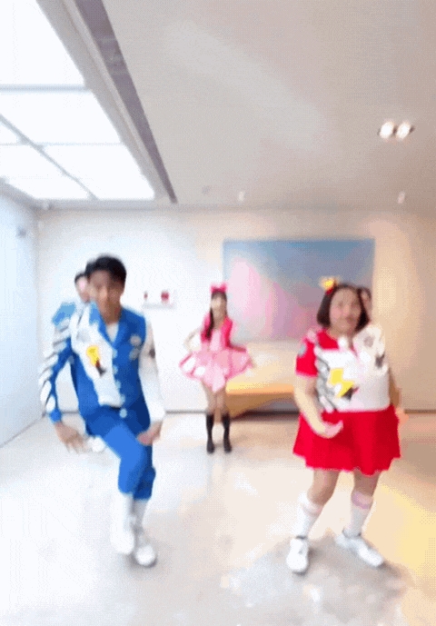 兒童台嗨跳〈大展鴻圖〉遭炎上!國小師搖頭揪「校園1可怕現象」:很不妥