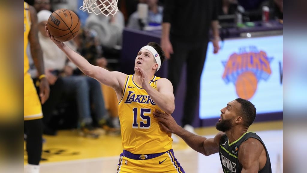 NBA(影)/湖人核心球員拒絕25億台多幣頂薪續約 期待未來能拿更大張合約 NBA(影)/湖人核心球員拒絕25億台多幣頂薪續約 期待未來能拿更大張合約