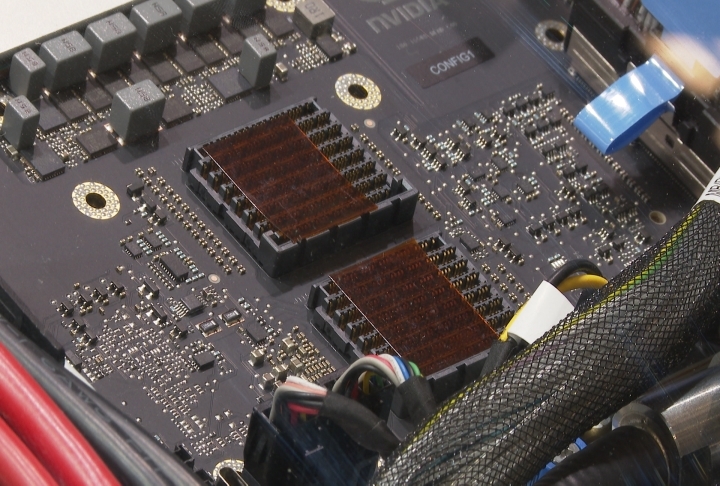 主權AI、超級企業搶建資料中心！IDC估2025伺服器市場飆破3660億美元