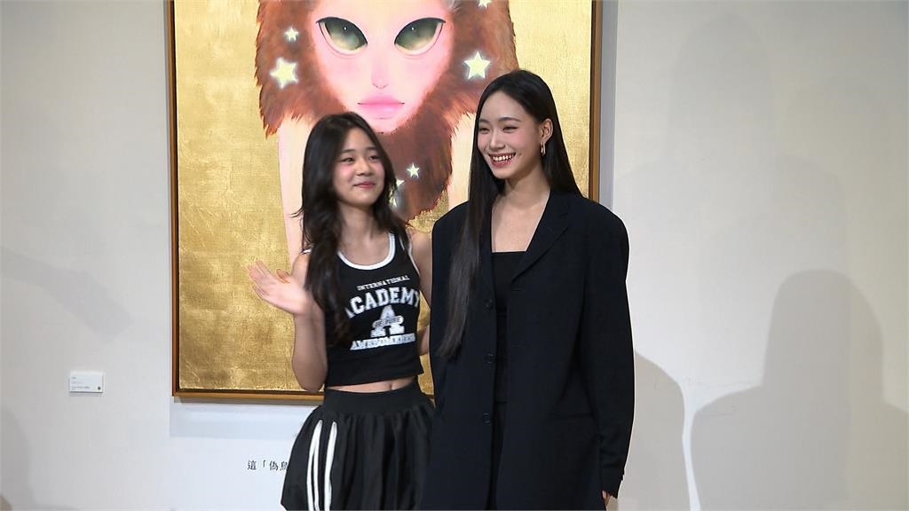 小S療傷4個月久違露面 打點愛女畫展 演藝界好友獻祝福