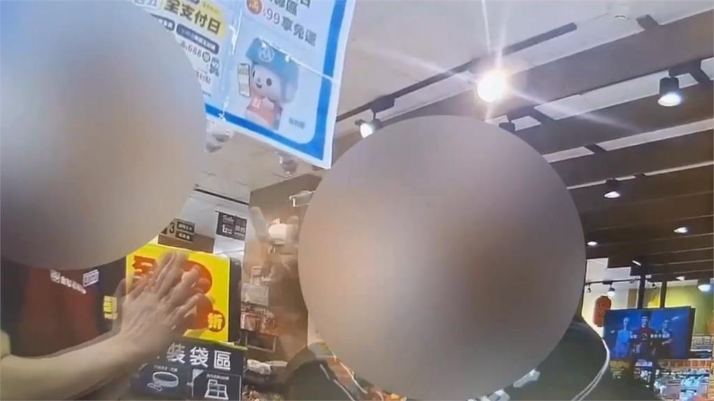 找不到冰火氣大!店員忙結帳沒搭理 男子超市發飆大罵