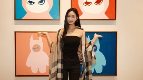 小S二女兒Lily首開畫展 提姨媽大S「最愛作品」感動淚崩