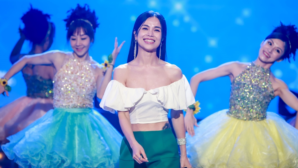 拿下健美冠軍！ 林芯儀上《冰冰Show》為這事哭了 白冰冰喊話下次再來