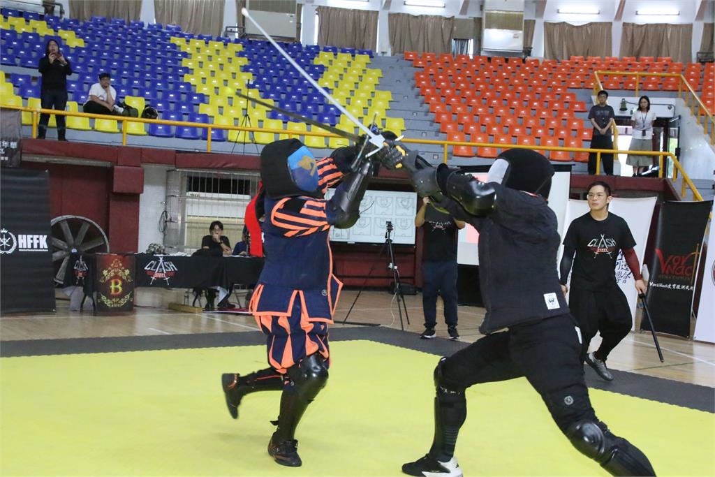 綜合／宛如回到中古世紀玩狼人殺！史實歐洲武術嘉年華選手演繹現代騎士精神