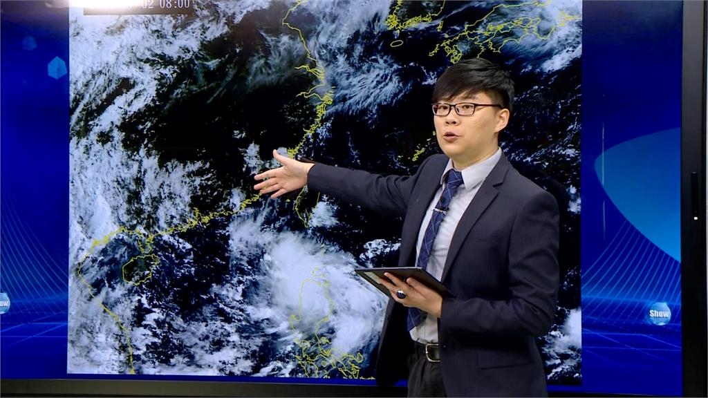 雙颱生成?菲國東方熱帶擾動98W 恐成第三號颱「路徑可能撲台」