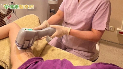 「腋」想不到的霸凌風暴！醫師籲：切勿輕忽腋下問題對青少年的影響