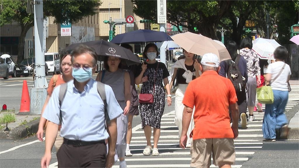 「木恩」直撲台?氣象粉專預告形成會離台灣超近 週四12縣市高溫警戒