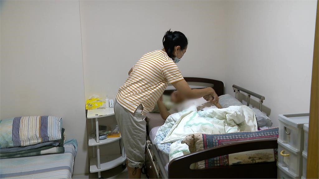 彭振聲曝妻子幫顧中風母42年　作家嘆長照悲劇：預設都是「這2種女兒」