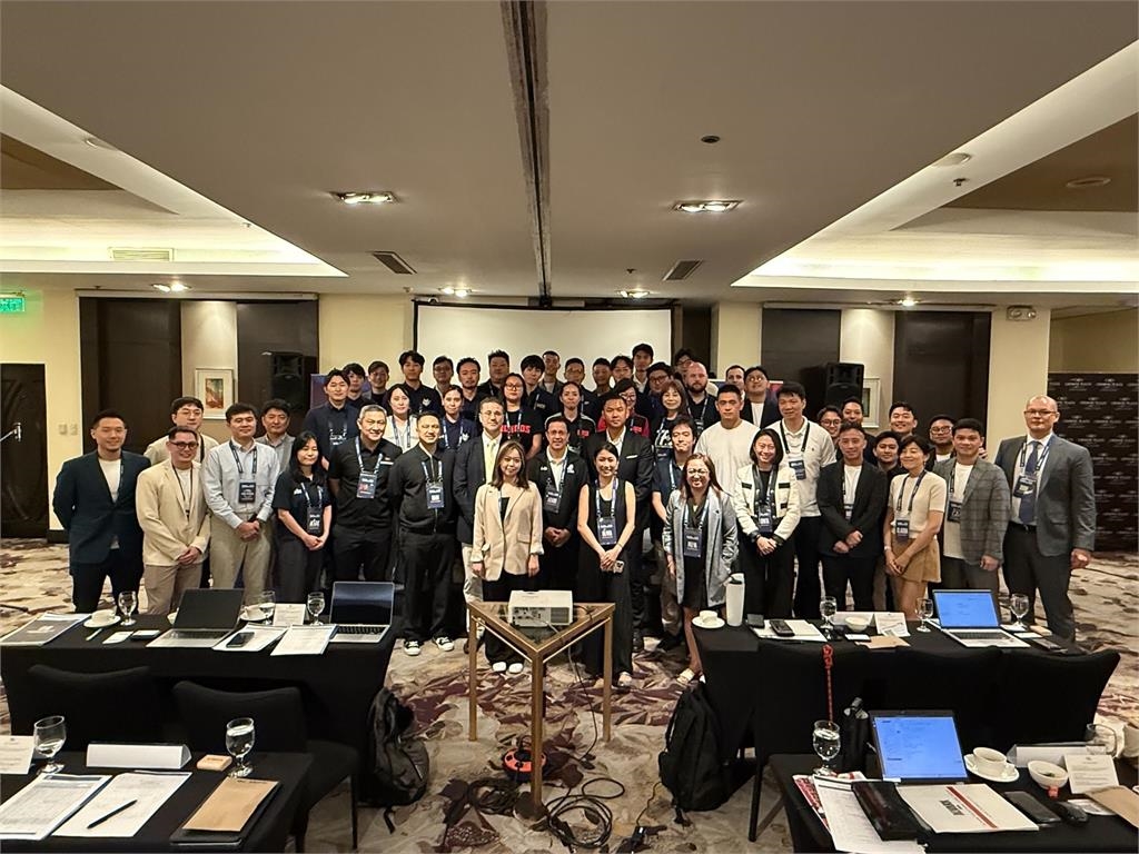 東超/莫大肯定!「EASL、BLG願意支持台職籃」新賽季開幕戰選定台灣