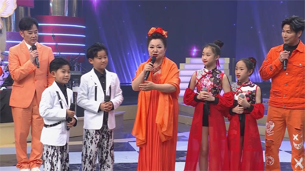 何豪傑攜手錦雯合唱! #-#經典快慢歌展現堅強實力