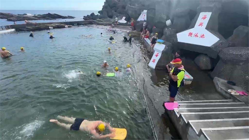 丹娜絲逼近!花東、宜蘭海邊現遊客 海巡緊急勸離