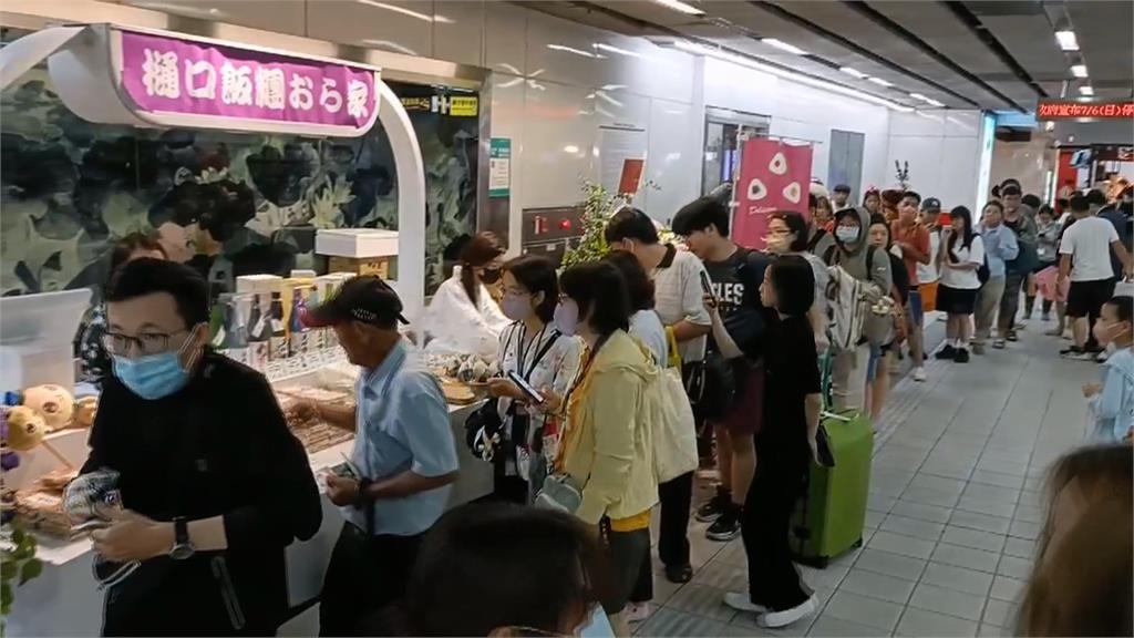 飯糰店左營捷運站重開幕 大蜜柑站長來相挺