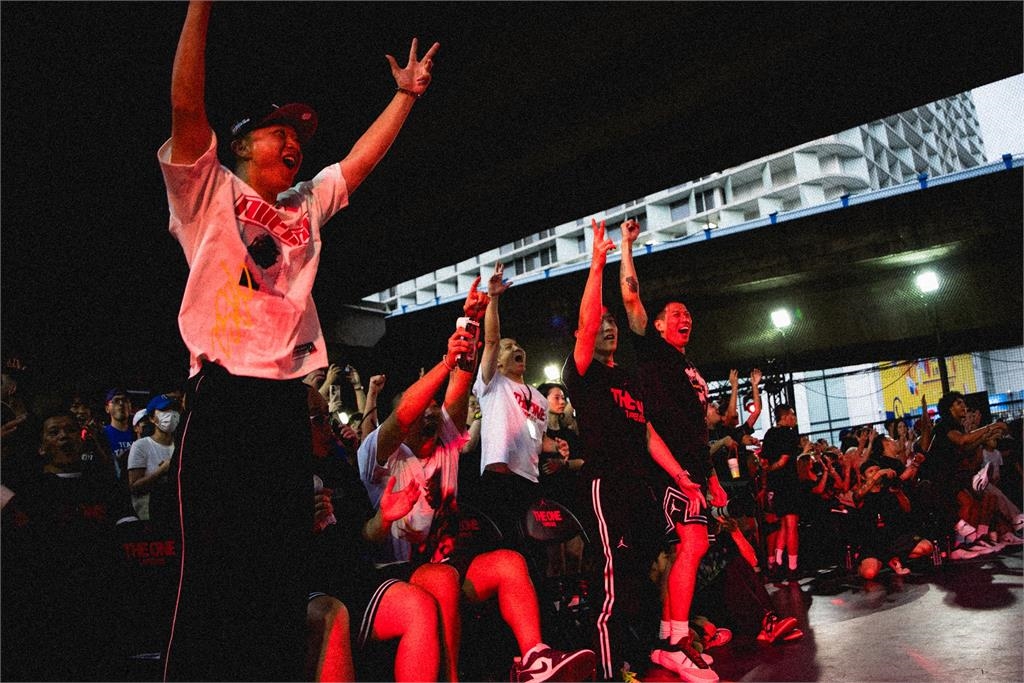 HBL/少年單打之王!「南湖幸宇勝稱王、北一彭郁榛封后」前進北京挑戰世界列強