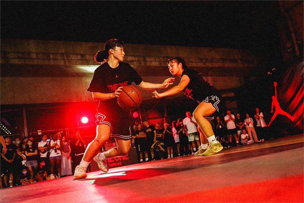 HBL/少年單打之王!「南湖幸宇勝稱王、北一彭郁榛封后」前進北京挑戰世界列強