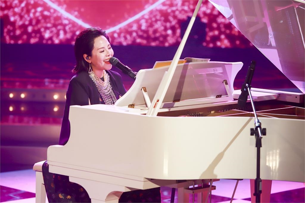 《超級冰冰Show》何豪傑大開金口清唱!全場安靜三秒鐘陽帆難得面露難色訪問