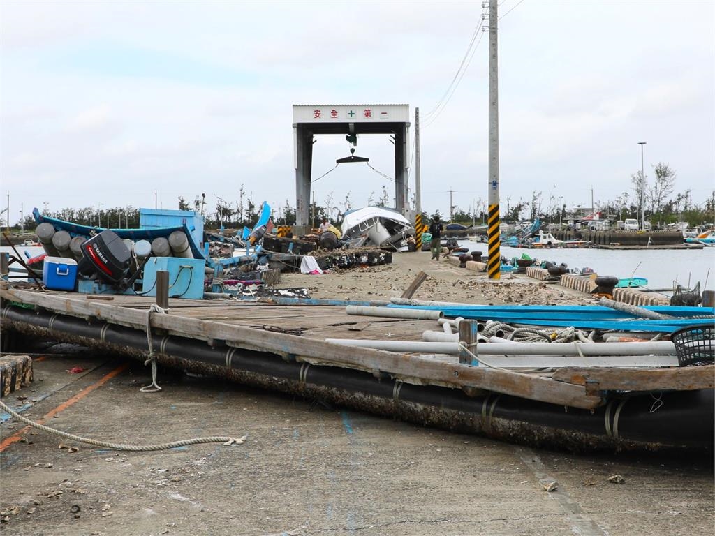 快新聞／丹娜絲重創嘉義　翁章梁親赴布袋、東石沿海地區勘災