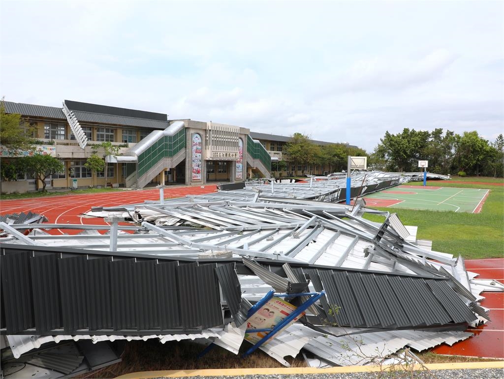 快新聞／丹娜絲重創嘉義　翁章梁親赴布袋、東石沿海地區勘災