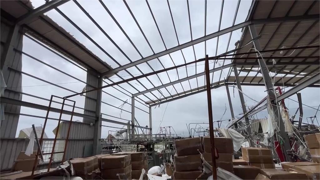 台南七股古厝"紅磚瓦噴飛" 逾300戶居民嚇到不敢睡