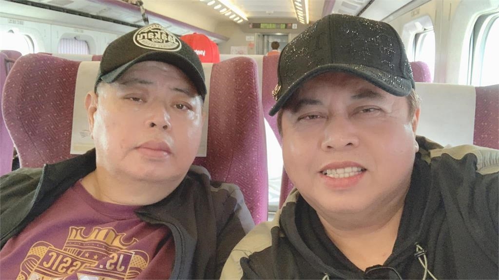 黑面大哥離世！他心碎公開「兄弟合影」長相超相似淚喊：小弟懷念你