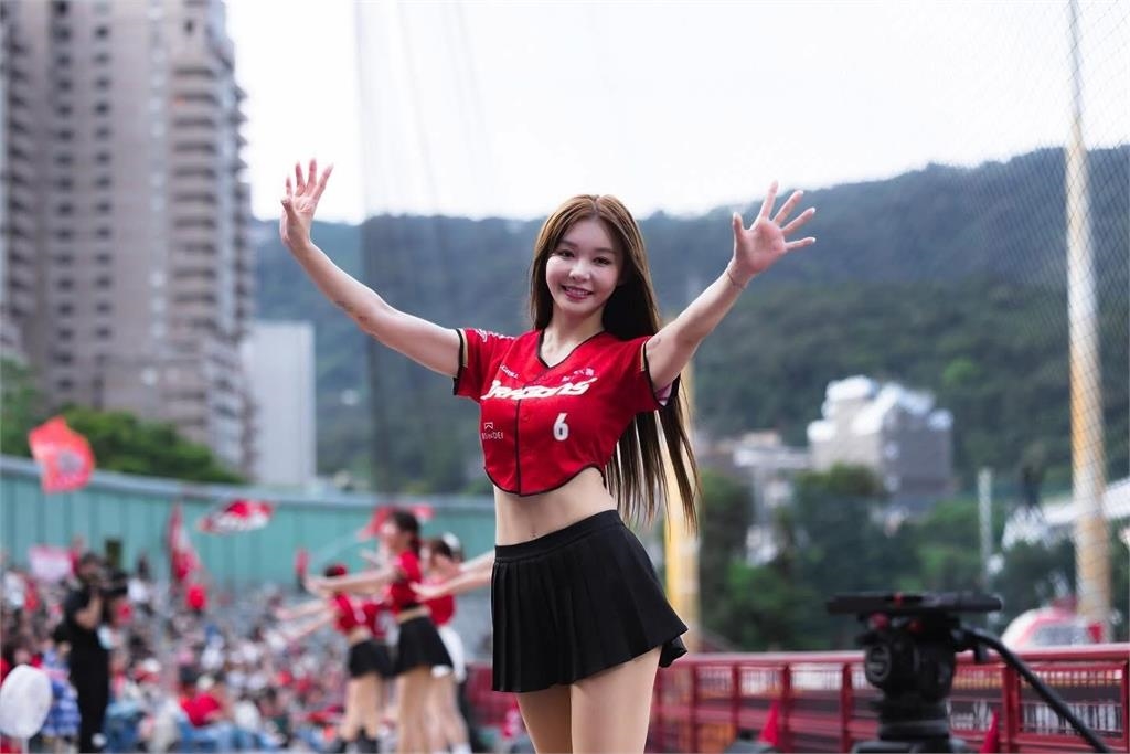 中職/砲哥看這邊!味全龍斗六主場「權喜原、林襄、Yuri」全來了、門票還買一送一