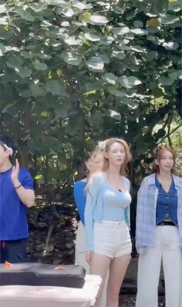 啦啦隊(影)／超越「32撞」！中職女神短今「鐵頭功連4撞」 網友：容我尊稱大師姐