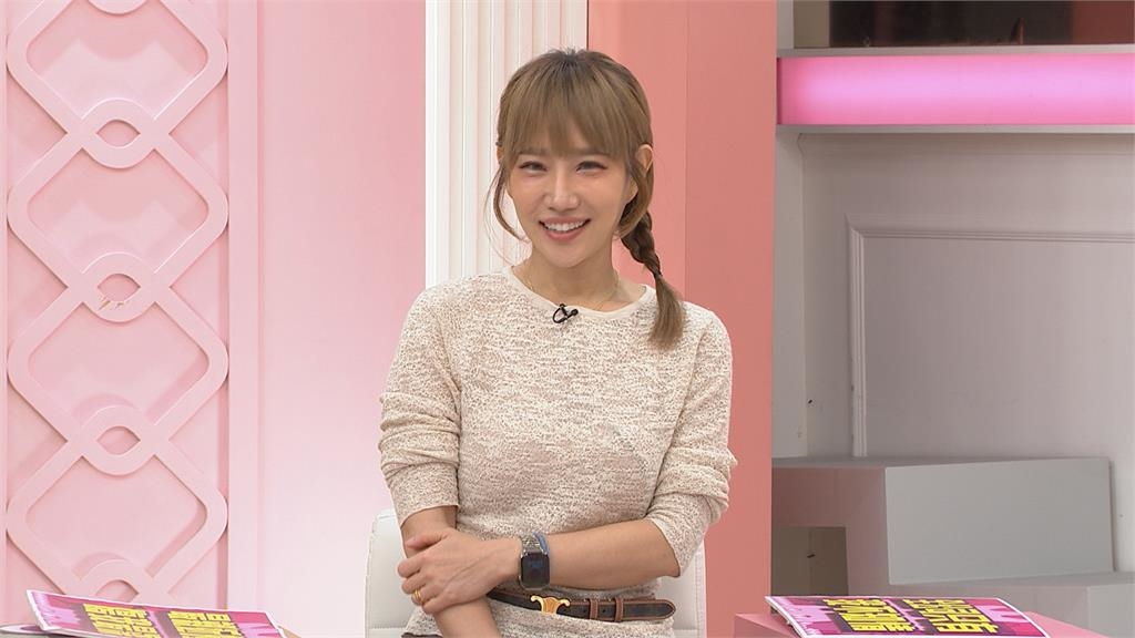 《姊妹亮起來》某任前男友照顧閨密!出軌偷吃還怪罪是夏宇童促成的