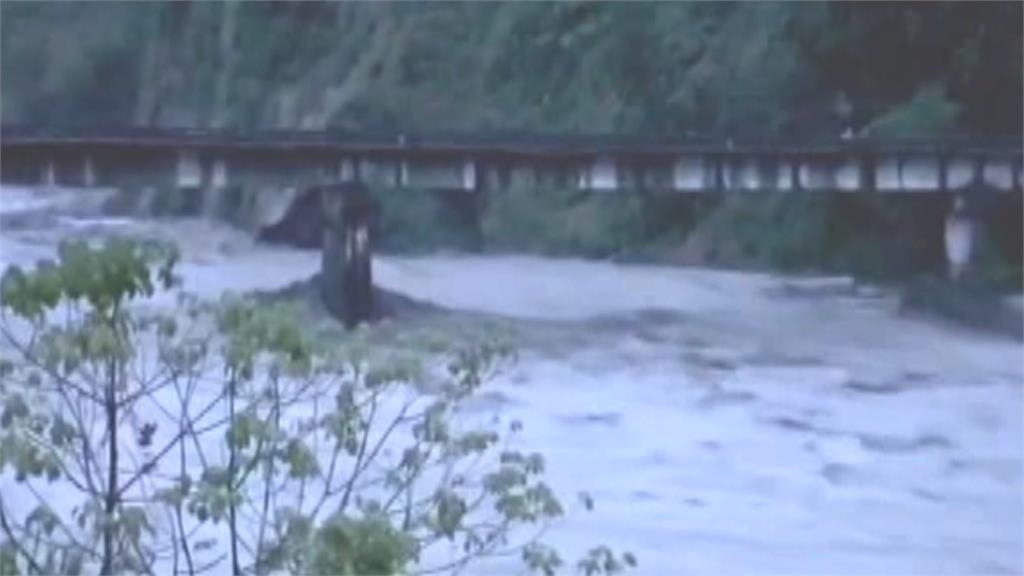 時隔20多年！雲林草嶺再現堰塞湖　水量達九分滿有危險？專家：已自然溢流