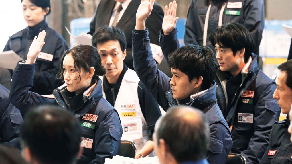 豪華郵輪成孤島！《戰疫前線》改編真實事件　重現疫情下的生死交關