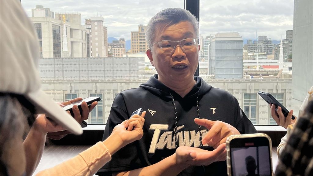 經典賽／中職會長蔡其昌攜手「不死鳥」郭泓志抵美！將鎖定「3大混血球星」盼提升戰力