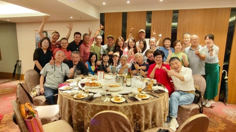 《花系列》經典角色重聚! 近30位一字排開全是「硬底子演員」 網嗨翻狂掀回憶