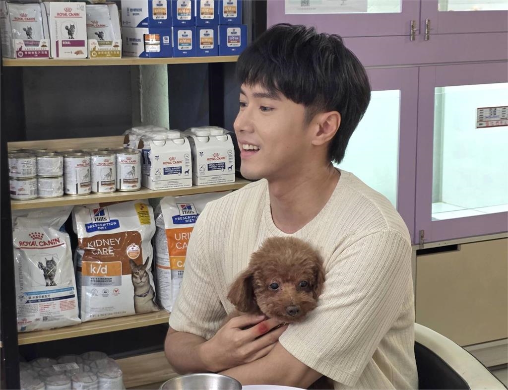 《好運來》CP開外掛!洪浩竣「狗系男友」初登場狂搞事!謝京穎「笑到喉嚨痛」