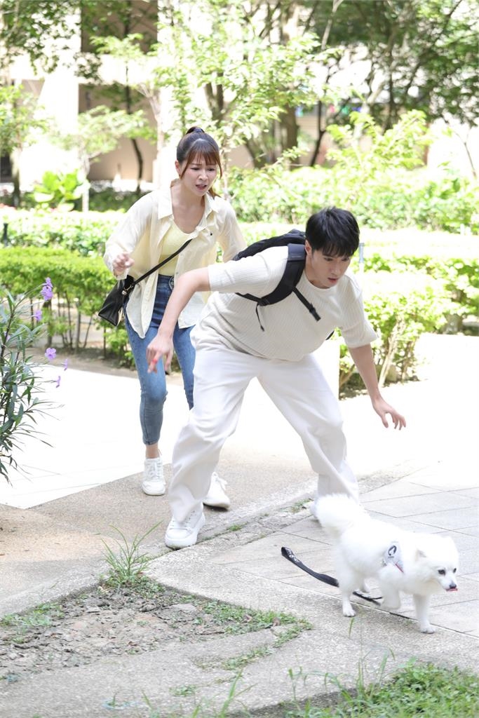 《好運來》CP開外掛!洪浩竣「狗系男友」初登場狂搞事!謝京穎「笑到喉嚨痛」