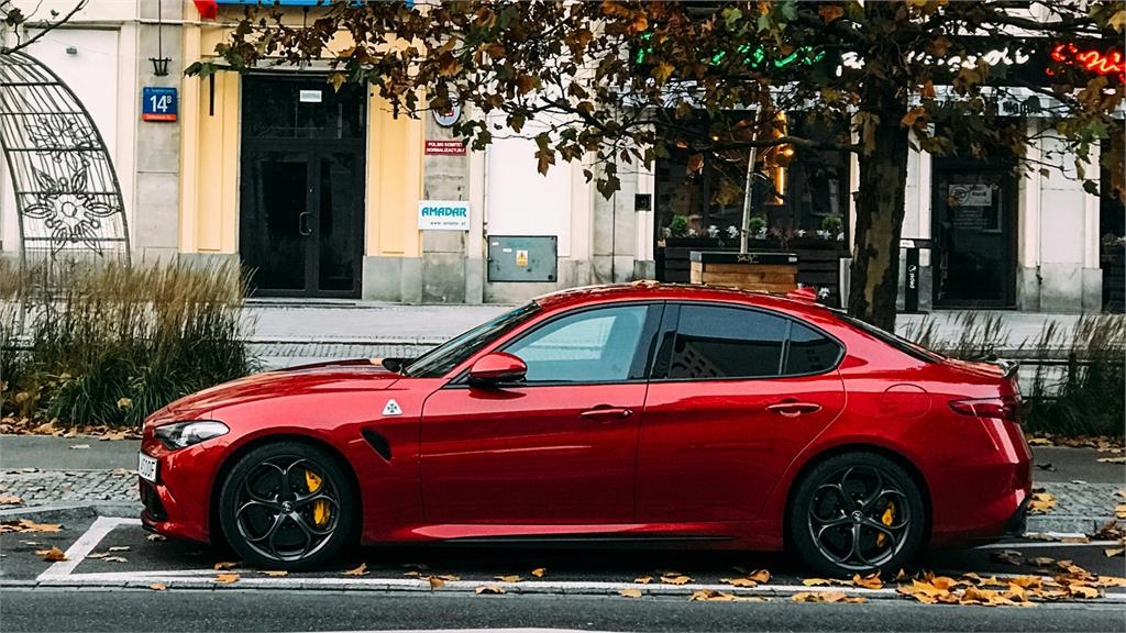 新制明正式上路!用「假車牌」小心愛車被拖走最高罰7.2萬+車輛沒入