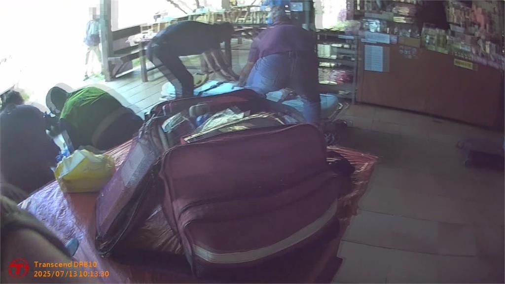 67歲男除草遭蜂螫昏迷 義消路過協助CPR救人