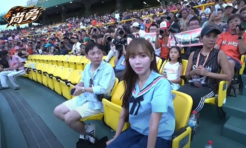 家齊高中制服爆紅! aespa成員、韓籍啦啦隊員搶穿掀話題