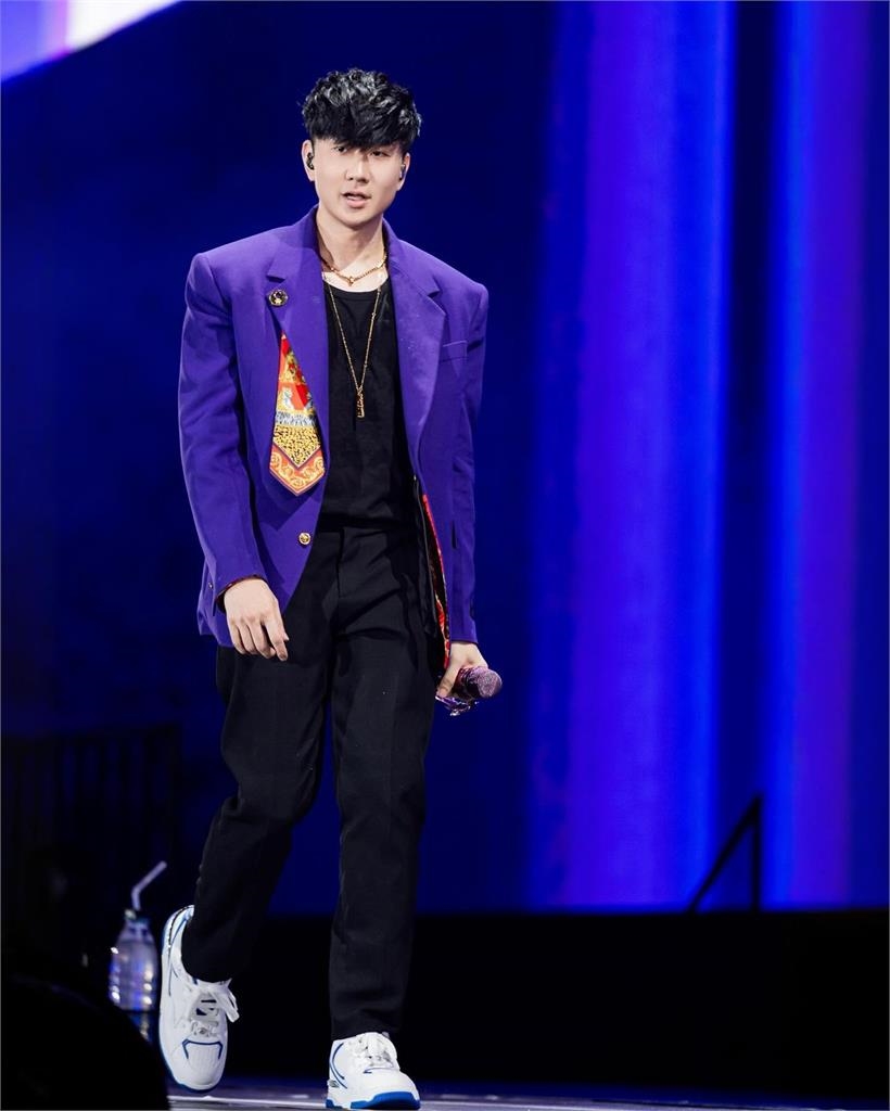 林俊傑北京演唱會一半喊「心臟出問題」!認長期用藥:不知還能唱多久