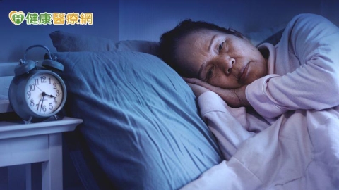 長輩睡不好認知功能易出問題！　長庚醫院研究揭睡眠品質與腦淋巴關係