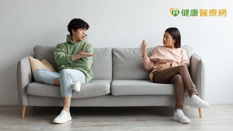 別讓無意識的舉動悄悄破壞人際關係　心理師教你3面向自我檢視