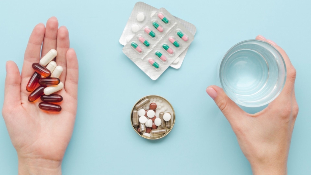 普拿疼、伊普芬、EVE止痛藥！藥師：肝腎代謝與藥物交互作用風險！