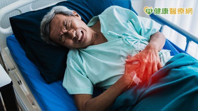 嚴重車禍後出現急性膽囊炎　「微創手術」避開舊傷口、成功保命