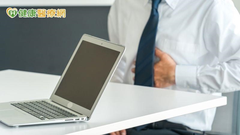 長期胃痛竟是「它」作祟！　醫用這1療法助擺脫折磨、成功解痛