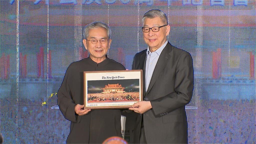 蔡宏圖一通電話改變一生　林懷民哽咽許再合作30年