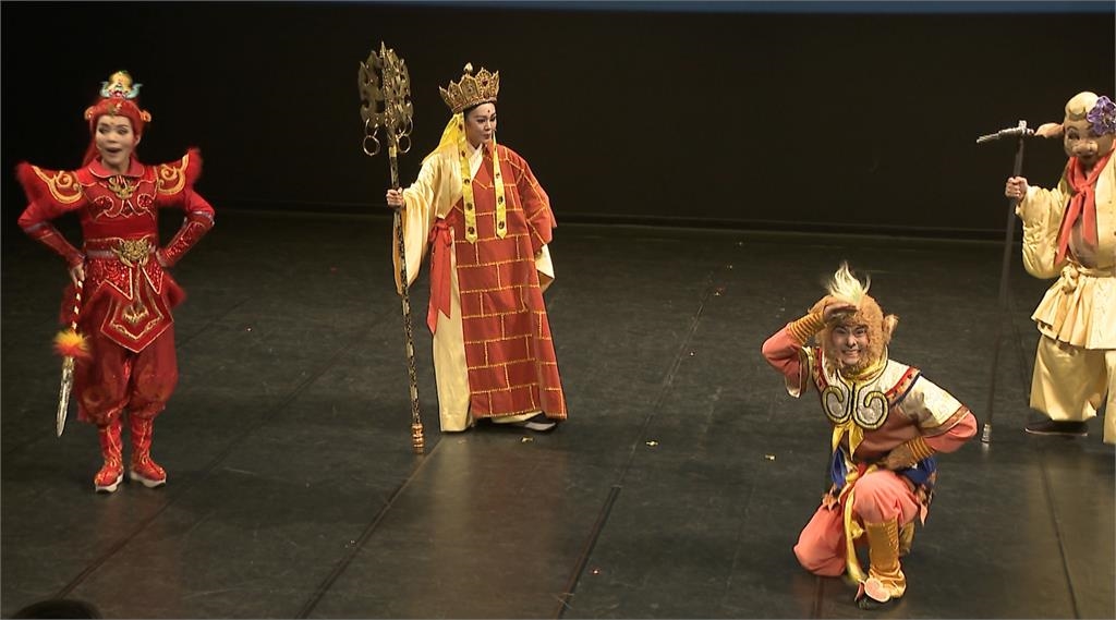 推動兒童戲曲向下扎根　唐美雲忙排練「生日和劇團過」