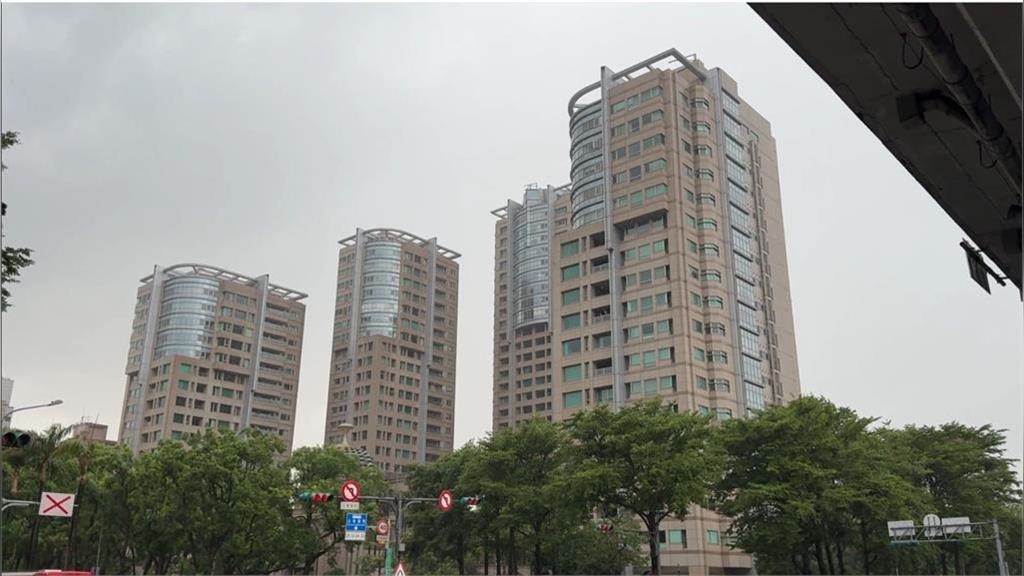 台北知名豪宅乏人問津！　帝寶300坪房標售8年再降9000多萬