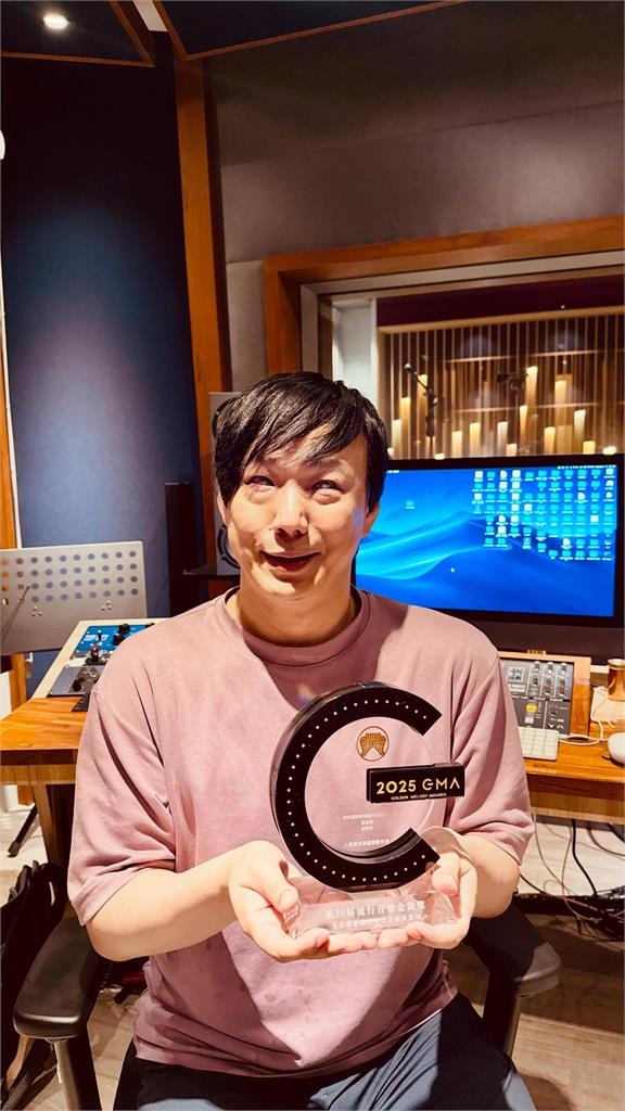 蔡小虎剛遭傳死訊!蕭煌奇又「被爆傷情」本人曬照打臉:我都目中無人了