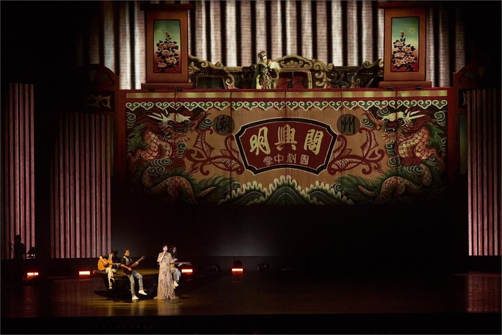 快新聞/江蕙思念父親邀布袋戲共演 十年未唱感動加碼唱這首歌