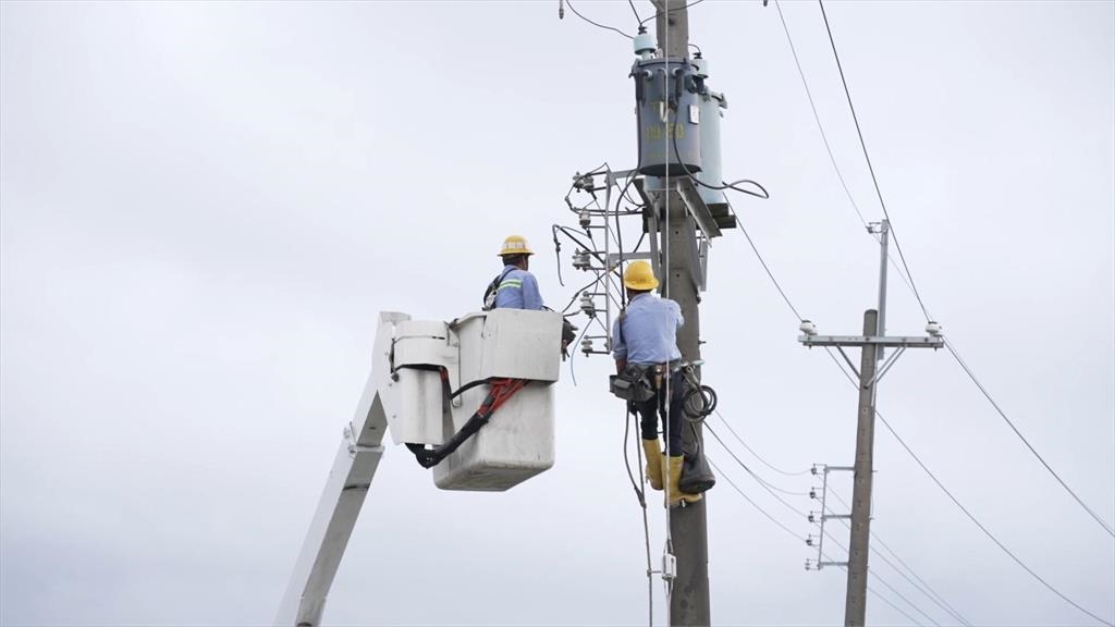 台電人員全員出動搶修拚復電 工研院無條件提供食宿